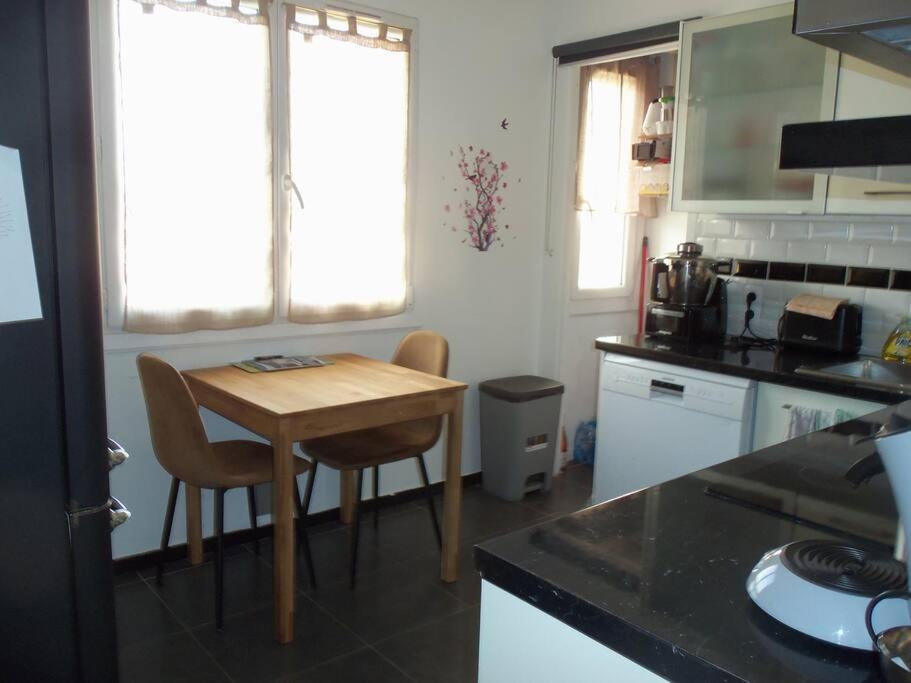 Appartement Vue Mer Acces Plage Antibes Extérieur photo
